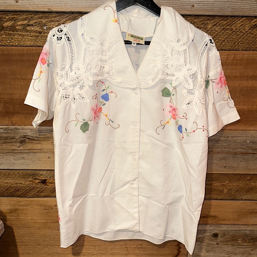 Vintage LN Embroidered and Lace Camp Shirt S The Palm Tree TX